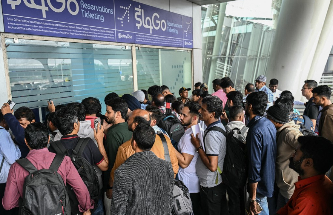 އިންޑިގޯގެ 1،000 ފްލައިޓް ކެންސަލް، ހައްލެއް ލިބޭނީ މި މަހު 15 ހިސާބުގައި