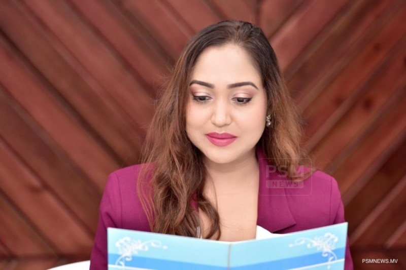 ނަހުލާ އާޒިމަށް: އެގްރިމަންޓް ވީދާލާ އޭގެން ރޮކެޓް ހެދިޔަސް އެއީ ބެހޭކަމެއް ނޫން