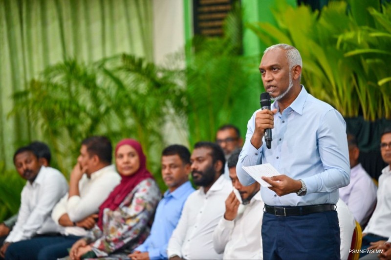 ރައީސުލްޖުމްހޫރިއްޔާ، ގަލޮޅު ރައްޔިތުންނާ ބައްދަލުކުރެއްވުން މިރޭ!