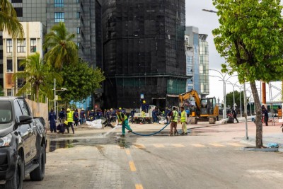 3 މަހަށްވުރެ ގިނަދުވަހު ބަންދުކޮށްފައި އޮތުމަށްފަހު ރަސްމީ ފާލަން ސަރަހައްދުގައި ތާރު އަޅައި، އާންމުންނަށް ހުޅުވާލައިފި