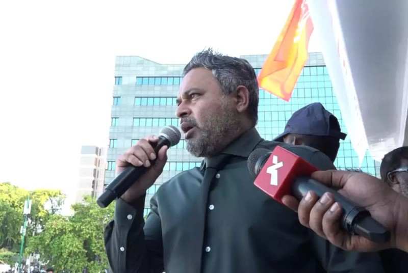 2 އަހަރުވި އިރު ވެސް ބޮޑުކަންނެލި މަސްވެރިންގެ ކަންބޮޑުވުންތައް ހައްލު ނުވާކަމަށް ފިޝަރީޒް މިނިސްޓަރު އެއްބަސްވެއްޖެ