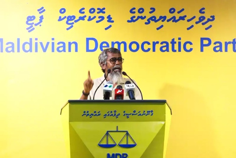 މަސްވެރިން މުޒާހަރާއަށް ނުކުތީ މަސްވެރިންވި ވައުދުތަކެއް ނުފުއްދައިގެން ނޫން، މުޒާހަރާކުރަނީ ރައީސް މުއިއްޒުގެ ވައުދުތައް ނުފުއްދައިގެން: ޒިޔާދު