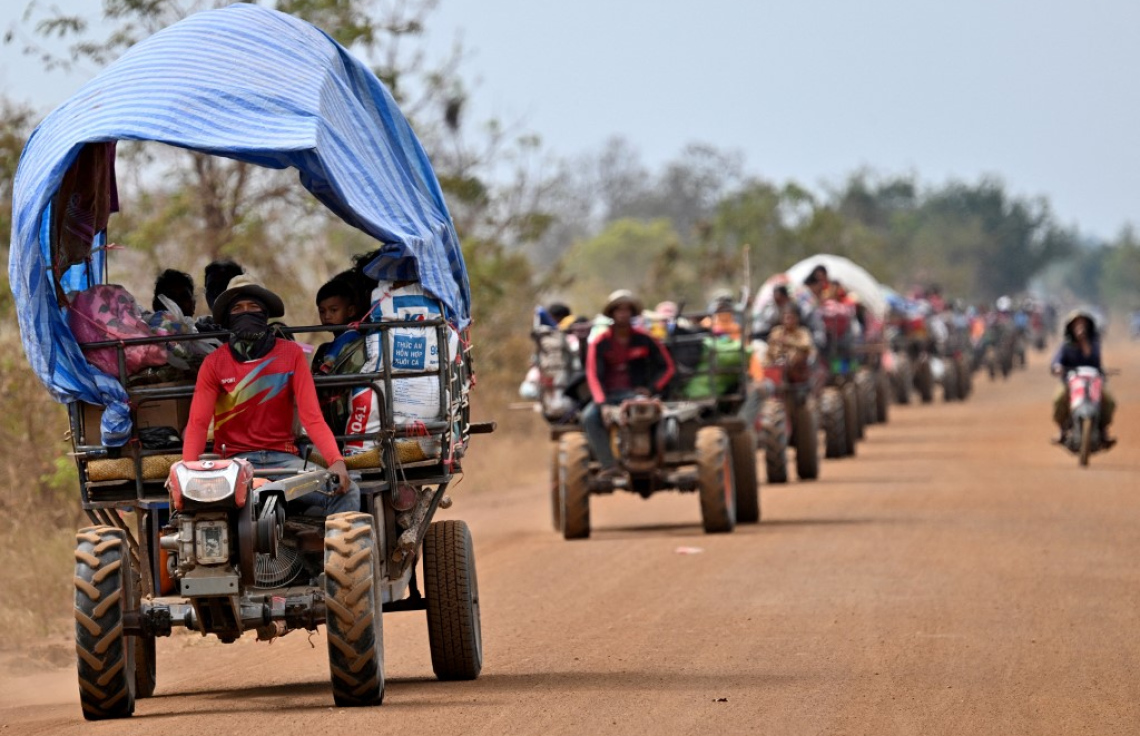 ކެމްބޯޑިއާ-ތައިލެންޑުގެ ހަމަލާތަކާ ހެދި ބައި މިލިއަން މީހުން ރައްކާތެރި ހިސާބުތަކަށް