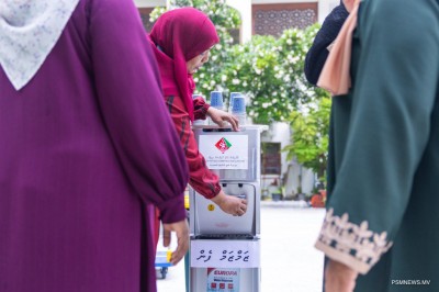 ޙައްޖު އުމްރާ ކޮންފަރެންސްގެ ސްޓޯލްތަަކަށް އާންމުންގެ ބޮޑު ތަރުހީބެއް