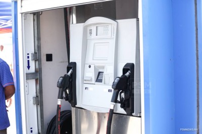 މަސްވެރިންނަށް އަގުހެޔޮކޮށް ތެޔޮ ފޯރުކޮށްދިނުމުގެ ފުރަތަމަ ޝެޑް ދުވާފަރުގައި