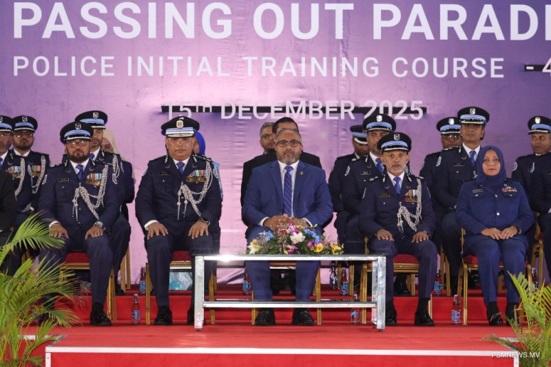 ކޮންމެ ފުލުހަކުވެސް މަސައްކަތްކުރަންވާނީ ރައްޔިތުން އެދޭ މިންވަރަށް ސަލާމަތާއި ރައްކާތެރިކަން ކަށަވަރުކުރަން: ވަޒީރު އިޙްސާން