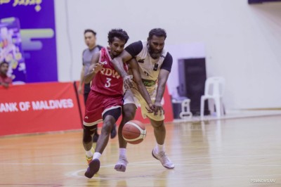 ޤައުމީ ބާސްކެޓްބޯޅަ މުބާރާތް: ރެޑްވިންގްސް ބަލިކޮށް ޓީރެކްސް ފައިނަލަށް