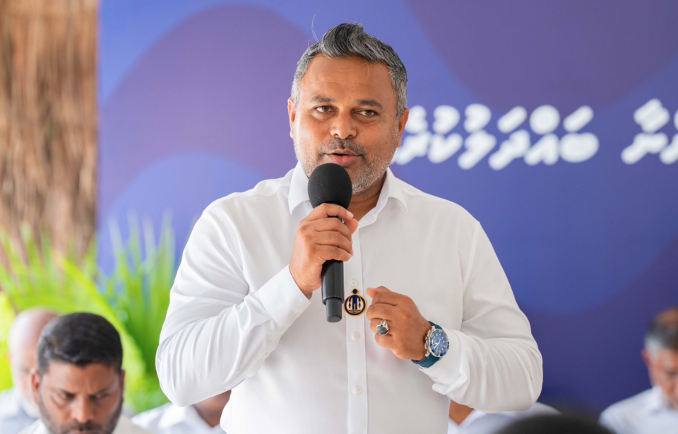 މަސްވެރިކަމުގެ ސިނާއަތުގެ މަސައްކަތްތައް ވަރަށް ގާތުން ރައީސް ބައްލަވައި: ޝިޔާމް