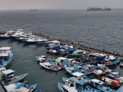 ބާޒާރުމަތީގެ މަގު ފުޅާކުރުމުގެ މަސައްކަތް ފަށަން ކަނޑު އުޅަނދުތައް ނަގަން އަންގައިފި