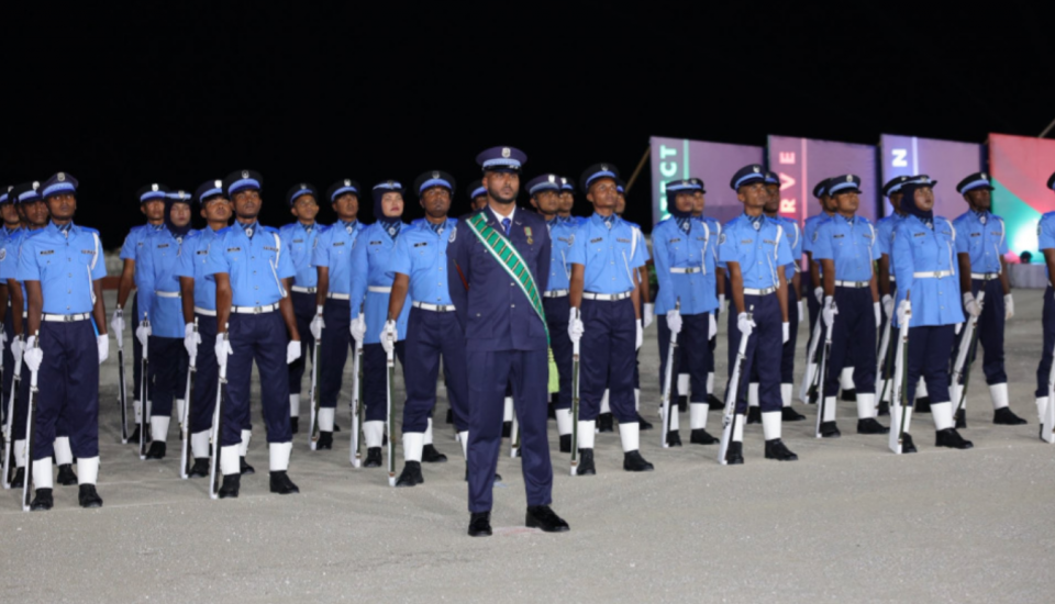 41ވަނަ އަސާސީ ތަމްރީނު ކޯހުން 185 އޮފިސަރުން ދަސްވެނިވެއްޖެ