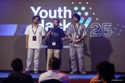 ޔޫތު ހެކަތޯންގެ އެއްވަނައަށް ހޮވުނު "ޓީމް ސީ ސްޓޭކް"އަށް 100،000 ރުފިޔާ!