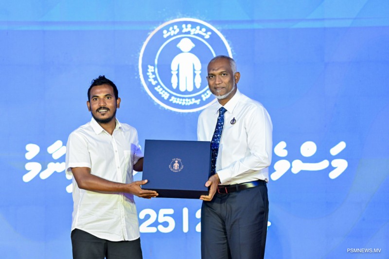 ބޭނުންވަނީ މަސްވެރިކަމަކީ ހަމައެކަނި ދިވެހިން މަސައްކަތްކުރާ ސިނާއަތަކަށް ހެދުން: ރައީސް