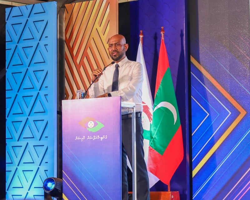 ކޮރަޕްޝަންގެ މައްސަލަތަކުގައި ލިބެންޖެހޭ 1.6 ބިލިއަން ރުފިޔާ، ހޯދުނު ވަރެއް ނުބުނޭ