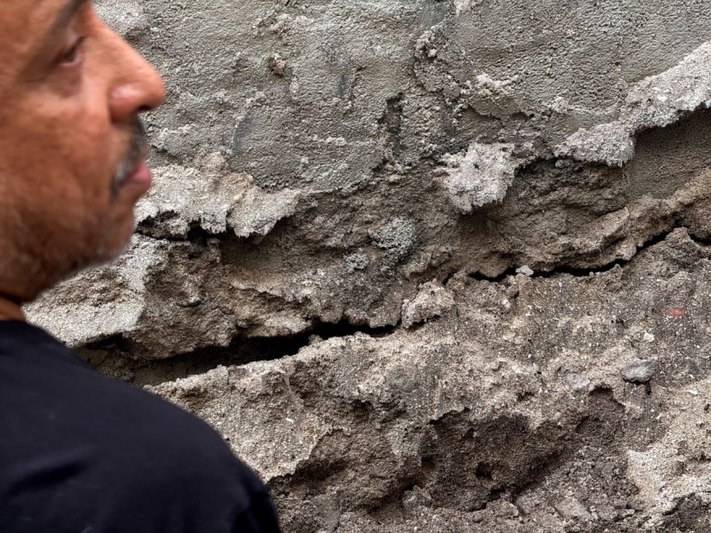 ކޮންނަނިކޮށް، ޖެހިގެން ހުރި ގޭގެ ތަޅުންގަނޑު ގަނބައިގަތުން: ދެ ގޭގެ މީހުން ވާހަކަދައްކައިގެން ހައްލުކުރަނީ