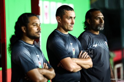 އަޔާޒް އާއި ފާސިރު ނުހިމަނައި ޤައުމީ ފުޓްސަލް ޓީމުގެ ސްކޮޑު އިޢުލާންކޮށްފި