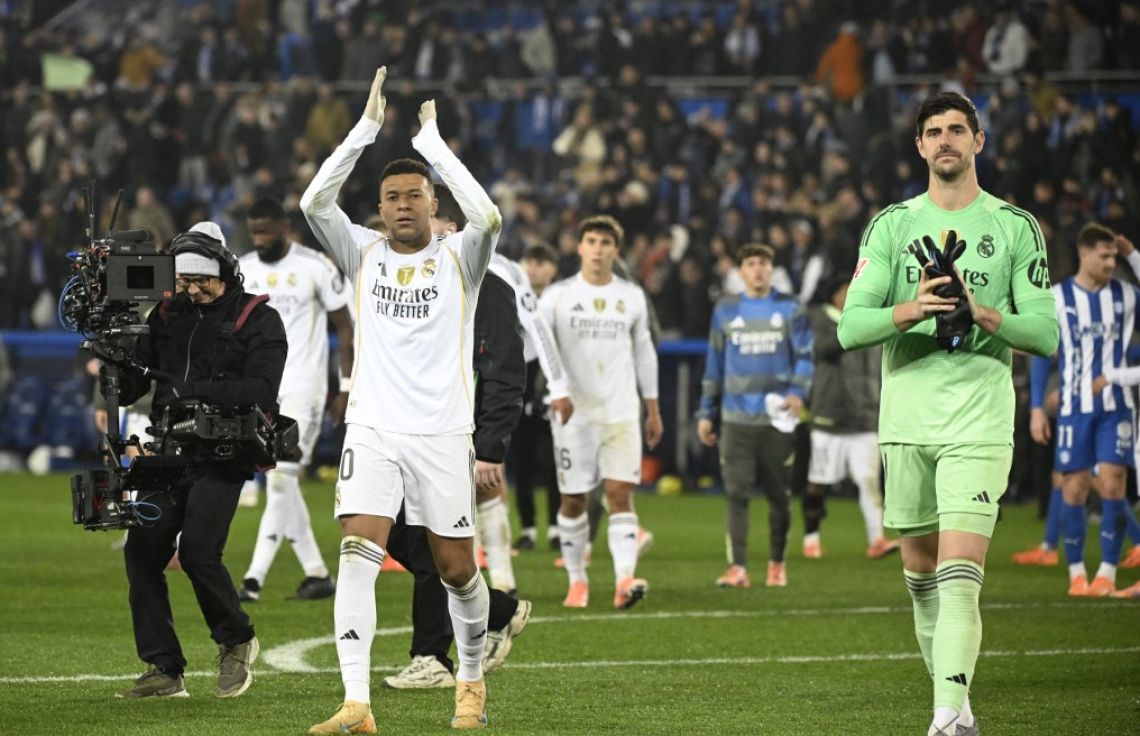 ރެއާލުން ޕްރެޝަރު ކަނޑުވާލައި ޒަބީގެ ވަޒީފާ ސަލާމަތްކޮށްފި!