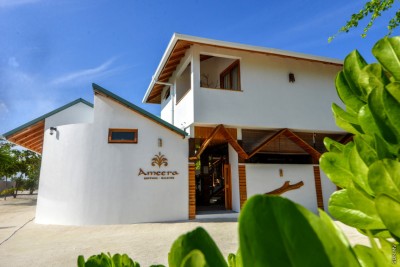 ގެސްޓްހައުސްތަކުގެ މެންބަޝިޕް ފީ ކުޑަކޮށްފި، ކުދި ތަންތަނުން ދައްކަންޖެހޭނީ 350 ޑޮލަރު