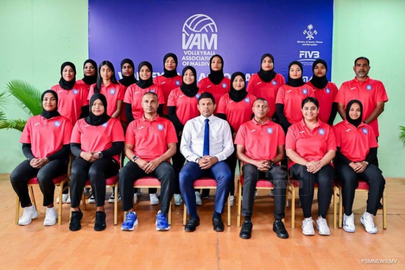 ގައުމީ ވޮލީ ޓީމު އެދެނީ ސަޕޯޓަރުންގެ ތަރުހީބަށް