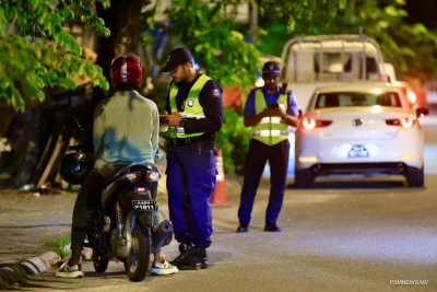 "ޓުރެފިކް ޤަވާޢިދުތަކާއި އުޞޫލުތަކަށް ޢަމަލުކުރުމަކީ ވާޖިބެއް"