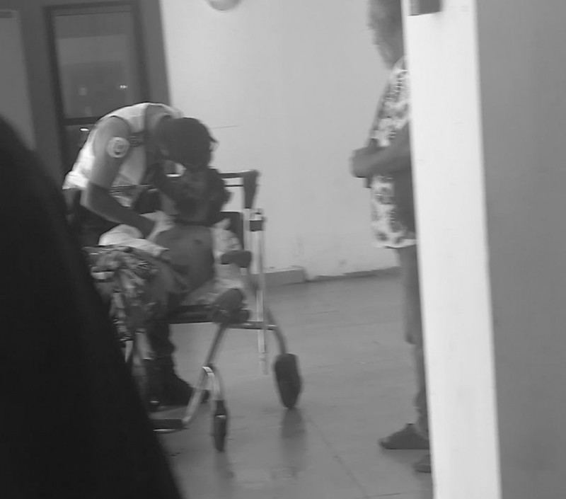 ހިޔާ ފްލެޓުގަައި ތޫނު އެއްޗަކުން ހަމަލާދިނީ ދެބެންގެ މެދުގައި ހިނގި މާރާމާރީއެއްގައި: ފުލުހުން