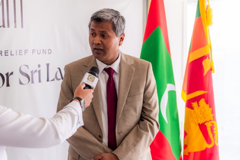 ސިޔާމް ލަންކާއަށް ވެދެއްވި އެހީއަކީ އެއް ފަރުދަކު ދެއްވި އެންމެ ބޮޑު އެހީ: ސަފީރު