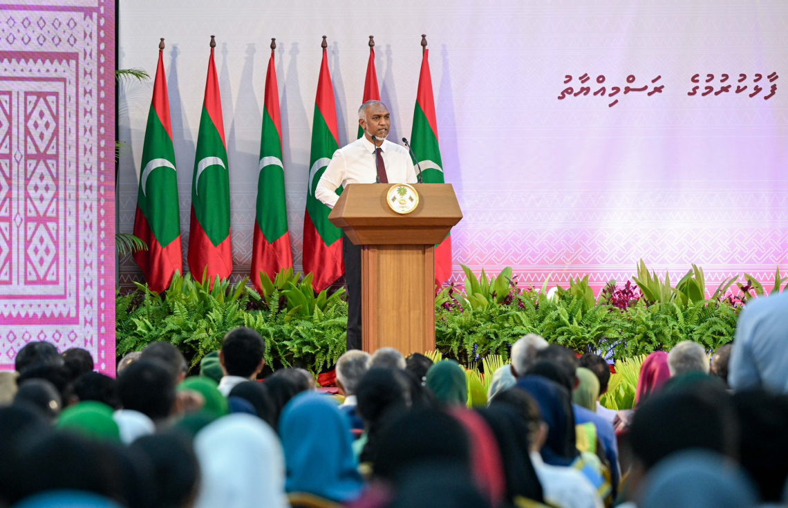 ފޮތް ޗާޕުކުރުމަށް ސަރުކާރުން ލުއިގޮތްތަކެއް ހަމަޖައްސައިދޭނަން: ރައީސް