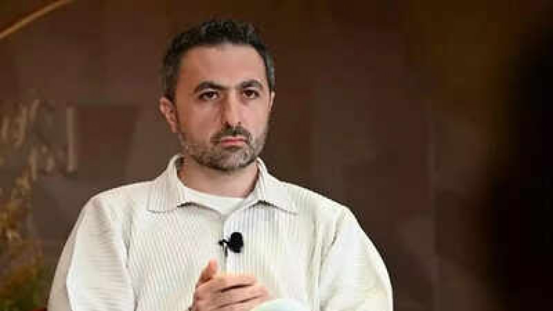 ކޯޕައިލޮޓަށް ނުކުރެވޭ ކަންކަން ޖެމިނައިއަށް ކުރެވޭނެ: މައިކްރޮސޮފްޓްގެ އޭއައި ވެރިޔާ