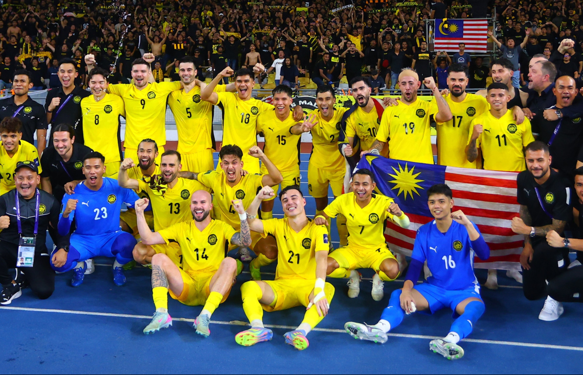 މެލޭޝިއާ އިން މަކަރު ހެދުމުން ފީފާ އިން އަދަބުދީފި