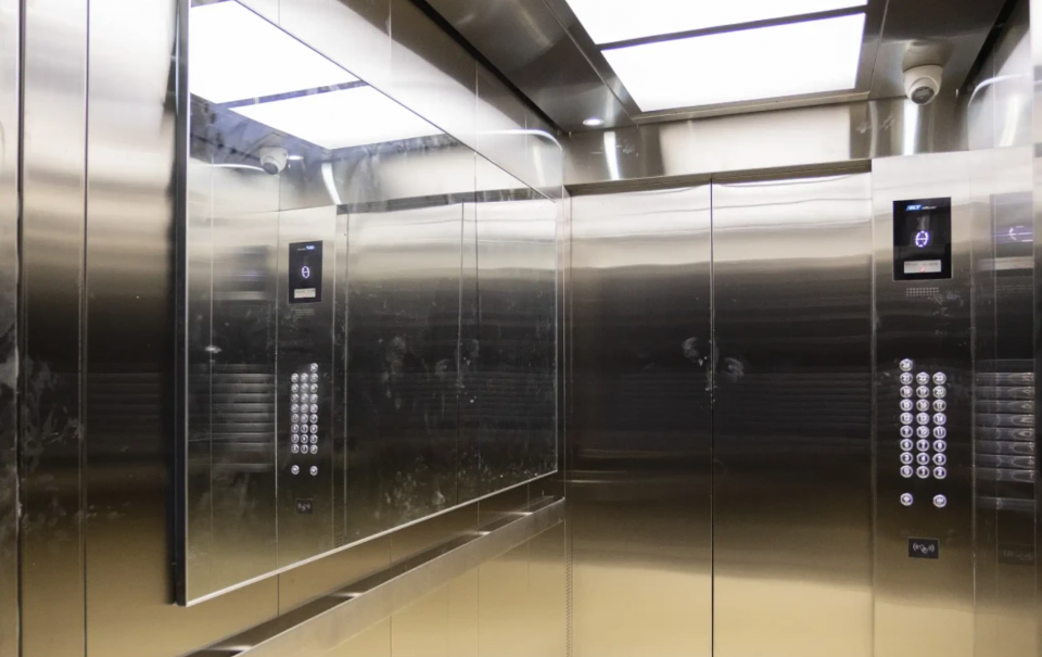 ހިޔާގެ އިތުރު ލިފްޓުތަކުގެ މަސައްކަތް އޭޕްރީލް މަހު ނިމޭނެ: ރައީސް