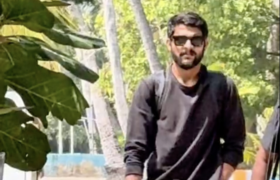 ބެއާއެއްގެ ތެރޭގައި ވަންދުއަށް ޑްރަގް އެތެރެކުރި ފުލުހަކު ހައްޔަރުކޮށްފި