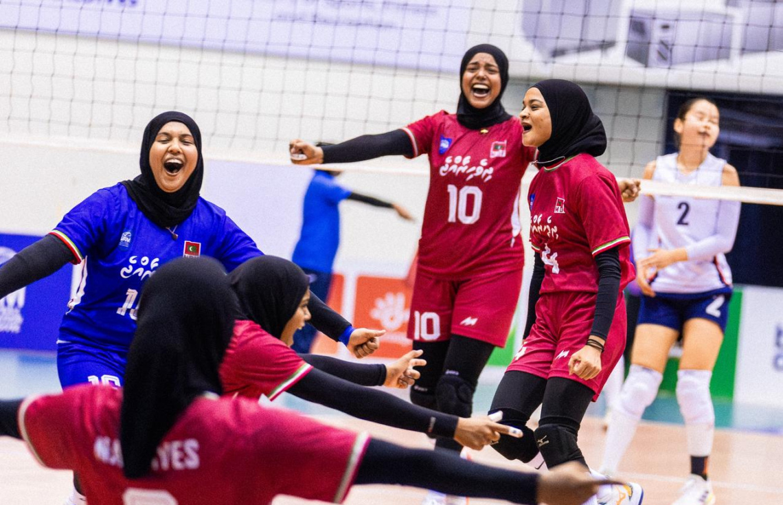 ވަރުގަދަ ފައިޓްގައި ރާއްޖޭން ކުރިހޯދައި ރޭންކިންގެ އެއްވަނަ!