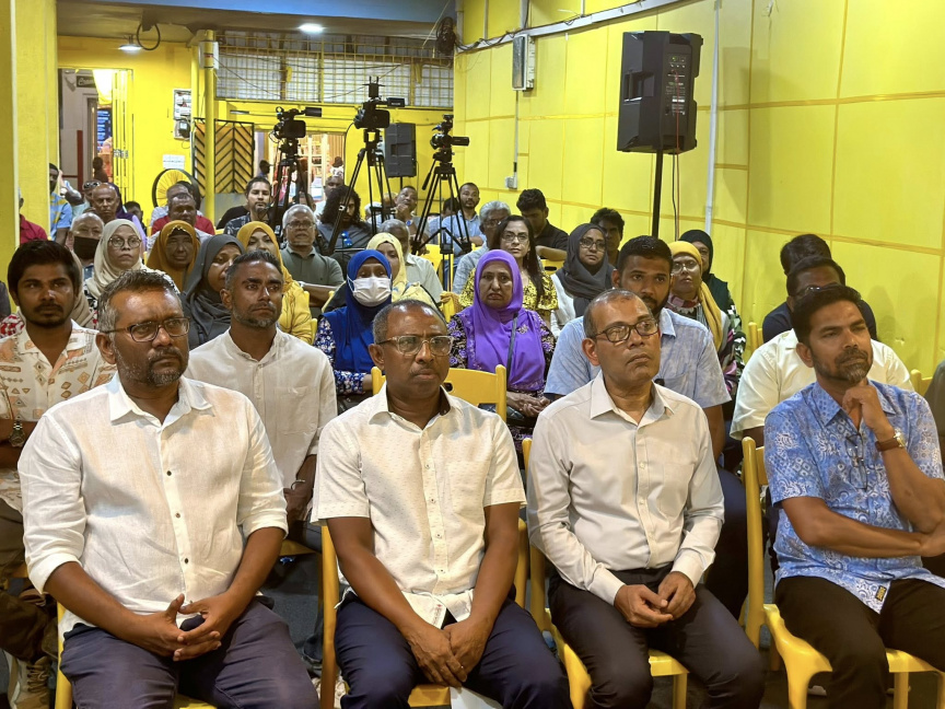 އެމްޑީޕީގެ ޕްރައިމަރީގެ ކަންކަން ގަވައިދާ ޚިލާފަށް އިންތިޒާމު ކުރާ ކަމަށް ވިދާޅުވެ، އާޒިމް ޝަކުވާ ހުށަޙަޅައިފި
