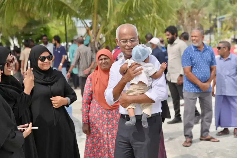 ހިރިލަންދޫ އިން ރައީސް ސޯލިހް އަށް ވަރަށް ފުރިހަމަ މަރުހަބާ އެއް ދަންނަވައިފި