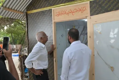 "ހިރިވެލި ބީޗު" ގައި ވަނީ ނަމާދު ކުރުމަށް ވެސް ހާއްސަ ތަނެއް ހަދާފަ