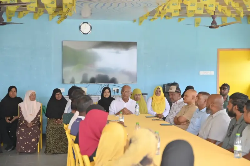 ރައީސް ޞާލިޙް ކުޑަހުވަދޫ އެމްޑީޕީ ސަޕޯޓަރުންނާއި ބައްދަލު ކުރައްވައިފި