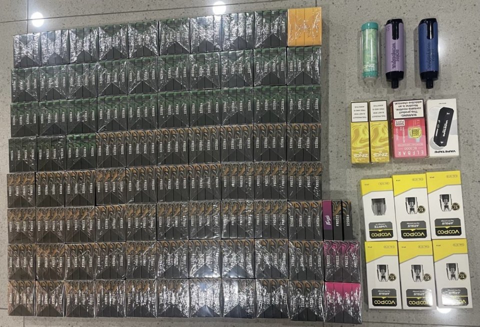 ދުންފަތާ ގުޅޭ މައްސަލަތަކުގައި 7 މިލިއަން ރުފިޔާގެ ތަކެތި އަތުލި