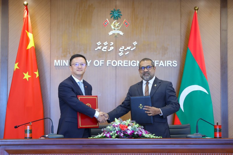 އެމެރިކާގެ ސަބަބުން މަސްރަހު ހޫނުވެފައި ވަނިކޮށް ޗައިނާގެ ދާޚިލީ ކަންކަމާ ނުބެހެން ރާއްޖޭން ގޮވައިލައިފި