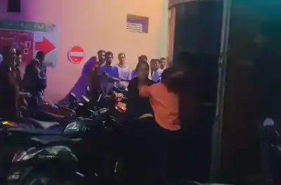 މާލޭ ގައި އަންހެނުންތަކެއް މާރާމާރީ ހިންގައިފި