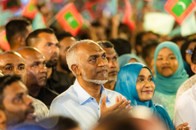ގައުމު އާރާސްތުކުރަން މިއަދު ހަނދާންކުރަންވީ ސުނާމީއަށްފަހު ދިރުވި އެއްބައިވަންތަކަން: ރައީސް