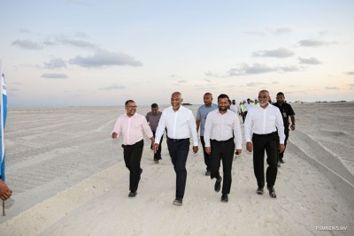 ގޯއްޗާއި ފުލެޓަށް އެދުމުގެ ފުރުޞަތު އަންނަމަހުގެ 15ގައި ހުޅުވާލަނީ