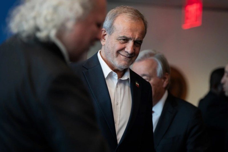 ޓްރަމްޕްގެ އިންޒާރަށް ހަރުކަށި ރައްދު ދޭނެ ކަމަށް އިރާނުން ބުނެފި