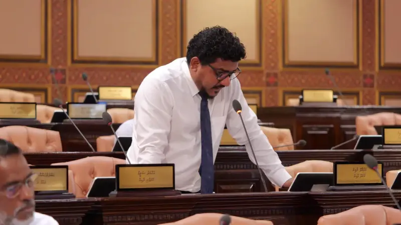 ރައްޔިތުންގެ މަޖިލީސް ގޮވައިގެން މެމްބަރު މައުރޫފް ކޯޓަށް ދަނީ