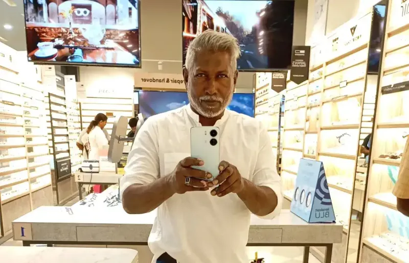 މަޝްހޫރު ފިލްމް ޑައިރެކްޓަރ ފައްތާހު ކުއްލި ގޮތަކަށް ނިޔާވެއްޖެ