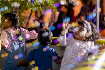 ޑްރޯން ޝޯއާއި އާ އަހަރުގެ ހަރަކާތްތައް ބަލާލަން އެތައް ބަޔަކު އެއްވެފައި!