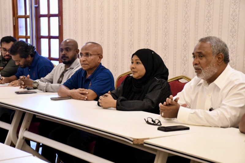 އެޗްއާރުސީއެމް ހިންގަން 10،000 އަކަފޫޓުގެ އޮފީހެއް ހޯދަނީ