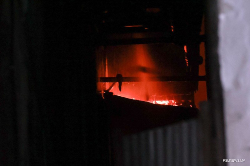 ގަލޮޅު ހަލަވެލި ގޯޅީގައި ހުރި ގެެއެއްގައި އަލިފާނުގެ ހާދިސާއެއް