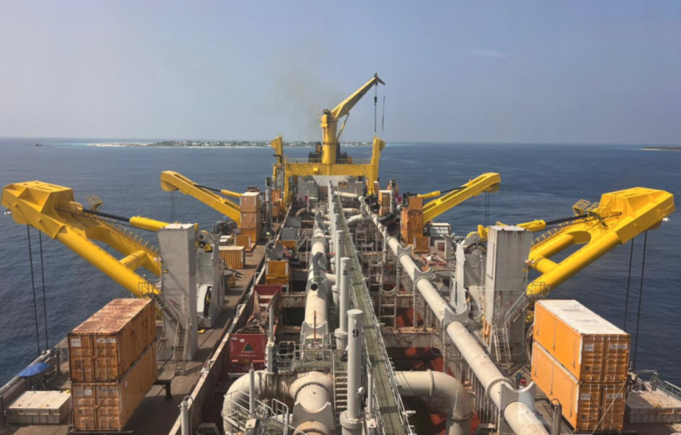 ދިއްދޫ އެއާޕޯޓު އެޅުމަށް ބިން ހިއްކަން ފަށައިފި