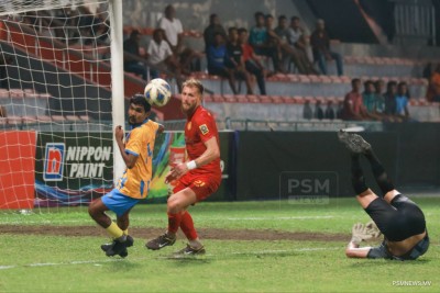 ވެލެންސިއާ އިން ވިކްޓަރީ ހިފަހައްޓައިފި