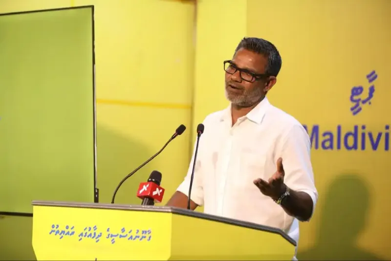 ތޮށަލި ތަކުރާ ޖެހުނު ވިގަންޏަށްވުރެ ރައީސް މުއިއްޒު ގެ ވެރިކަން ދިވެހި ރައްޔިތުންނަށް ގޯސް ވެއްޖެ: އީސަ