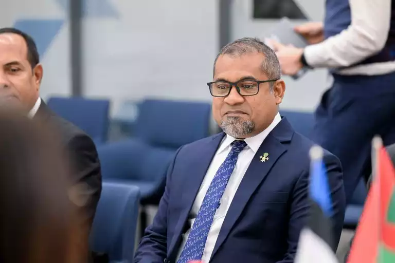 ވެނެޒުއެލާގެ ރައީސް މަދޫރޯ ހައްޔަރު ކުރި މައްސަލައިގައި ދިވެހި ސަރުކާރުގެ ބަހެއް ނެތް، ފޮރިން މިނިސްޓަރު ޖަވާބެއް ނުދެއްވި